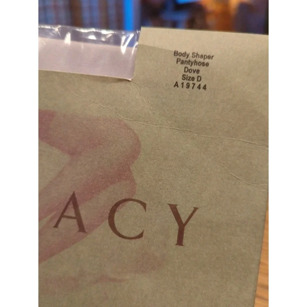 New Legacy Leg Wear Body Shaper Pantyhose Dove Color Size D‎